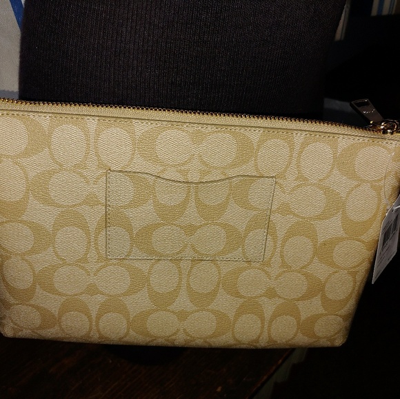 NWT Signature Crossbody with Pouch - Picture 3 of 7